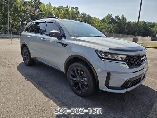 Gray 2022 Kia Sorento SX