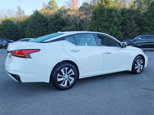 2025 Nissan Altima S