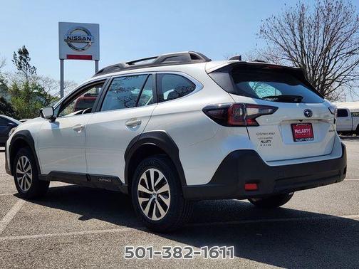 Crystal White Pearl 2024 Subaru Outback