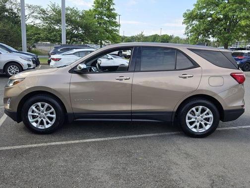Sandy Ridge Metallic 2018 Chevrolet Equinox LS