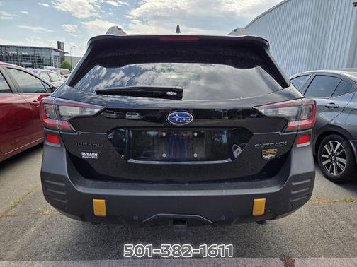 Crystal Black Silica 2025 Subaru Outback Wilderness