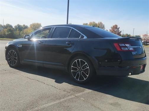 2019 Ford Taurus SEL