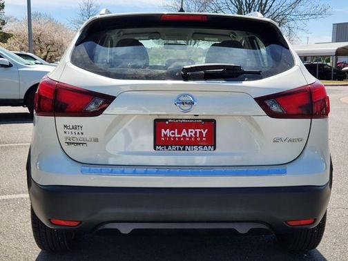 2018 Nissan Rogue Sport SV