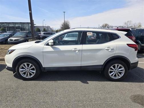 2018 Nissan Rogue Sport SV