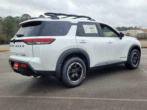 Everest White P 2026 Nissan Pathfinder Rock Creek