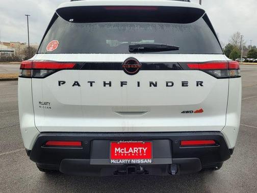 Everest White P 2026 Nissan Pathfinder Rock Creek