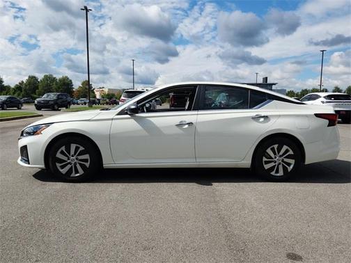 2025 Nissan Altima S