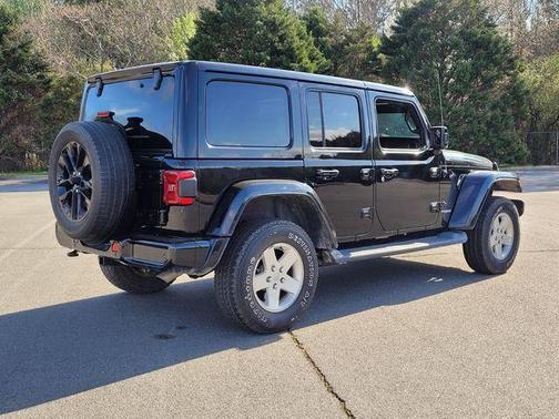 Black Clearcoat 2021 Jeep Wrangler Unlimited Sahara High Altitude