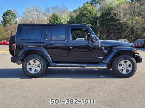 Black Clearcoat 2021 Jeep Wrangler Unlimited Sahara High Altitude
