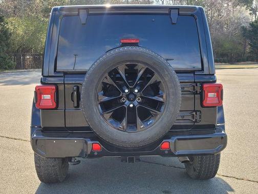 Black Clearcoat 2021 Jeep Wrangler Unlimited Sahara High Altitude