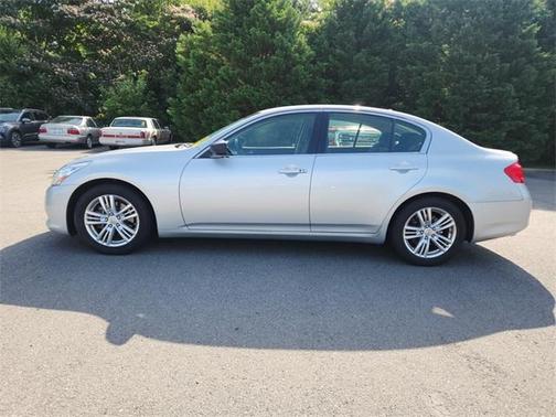 2013 INFINITI G37 Journey