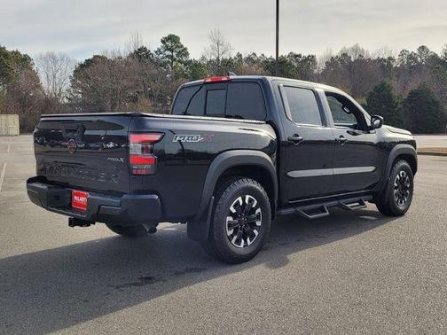 Black 2022 Nissan Frontier PRO-X