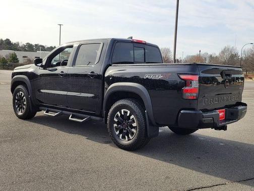 Black 2022 Nissan Frontier PRO-X