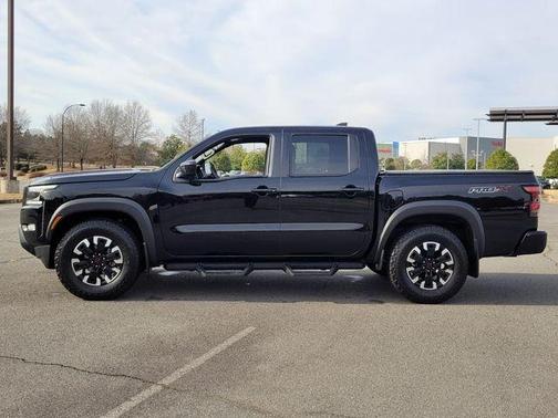 Black 2022 Nissan Frontier PRO-X