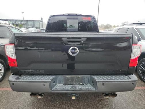 2017 Nissan Titan PRO-4X