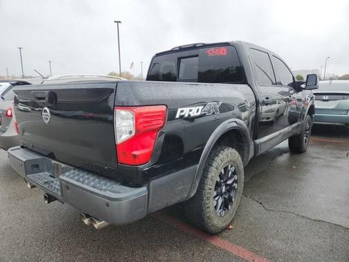 2017 Nissan Titan PRO-4X