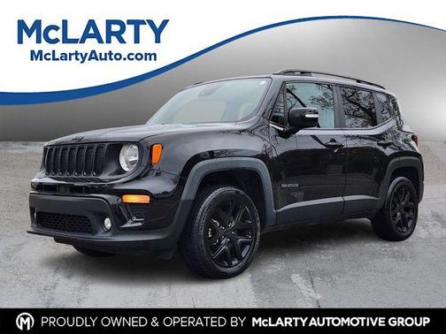 Black Clearcoat 2022 Jeep Renegade Altitude