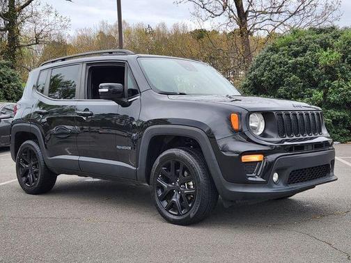 Black Clearcoat 2022 Jeep Renegade Altitude