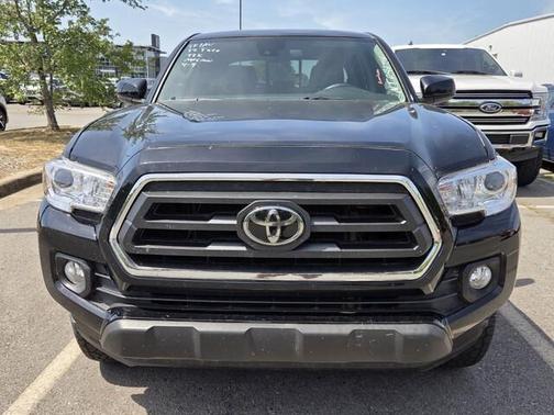 Midnight Black Metallic 2022 Toyota Tacoma SR5