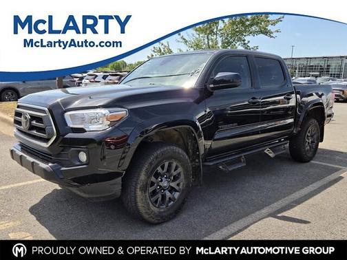 Midnight Black Metallic 2022 Toyota Tacoma SR5