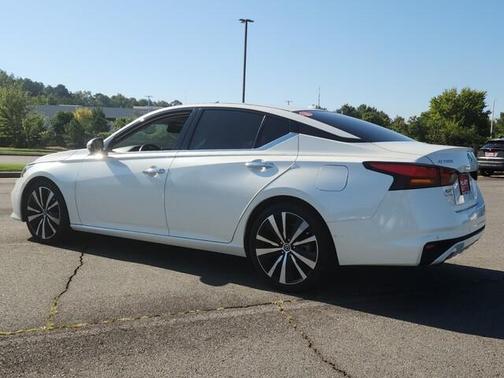 2019 Nissan Altima 2.5 Platinum