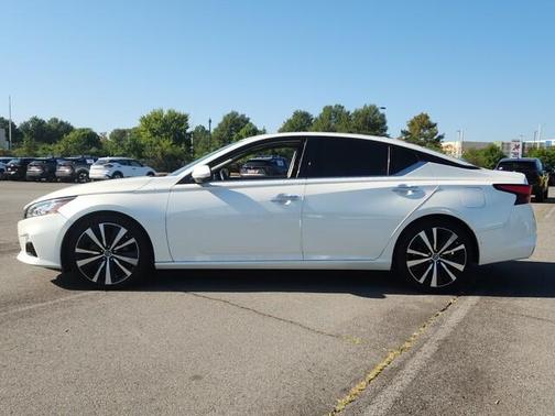 2019 Nissan Altima 2.5 Platinum