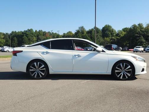 2019 Nissan Altima 2.5 Platinum