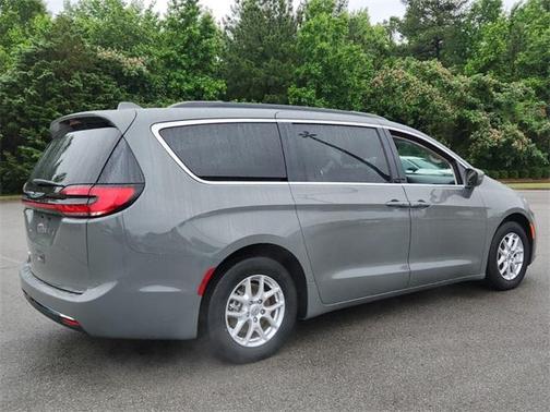 2022 Chrysler Pacifica Touring-L