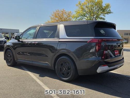 Metal 2025 Kia Carnival LXS