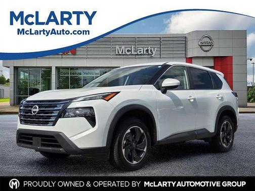 White Pearl 2025 Nissan Rogue SV