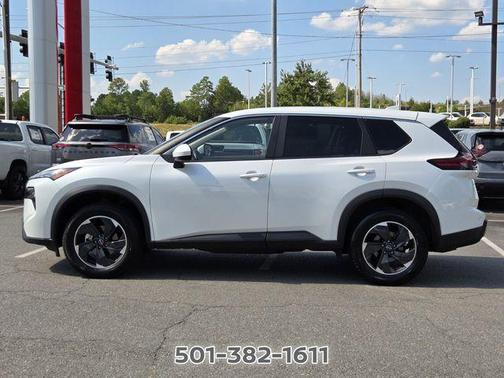 White Pearl 2025 Nissan Rogue SV