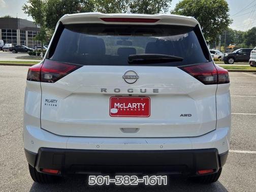 White Pearl 2025 Nissan Rogue SV