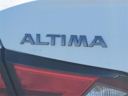 2025 Nissan Altima S