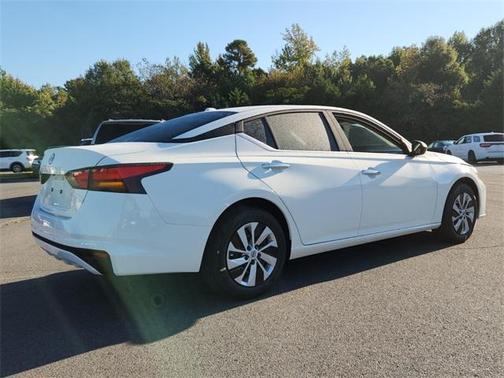 2025 Nissan Altima S