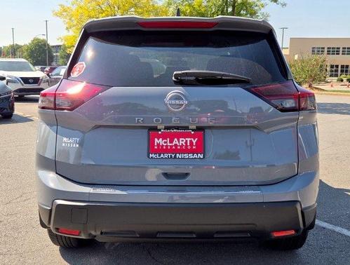 Boulder Gray Pearl 2026 Nissan Rogue SV