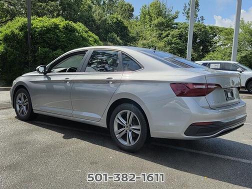Pyrite Silver Metallic 2024 Volkswagen Jetta 1.5T SE