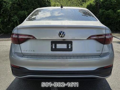 Pyrite Silver Metallic 2024 Volkswagen Jetta 1.5T SE