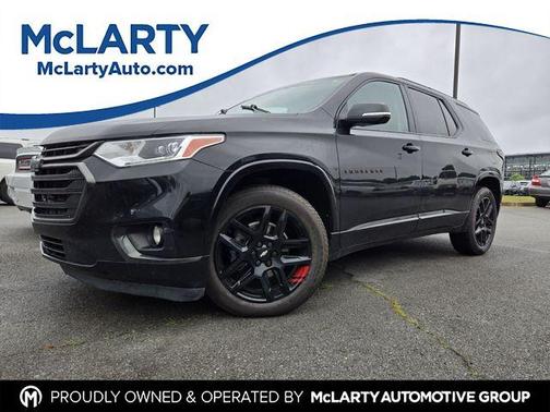 Mosaic Black Metallic 2020 Chevrolet Traverse Premier