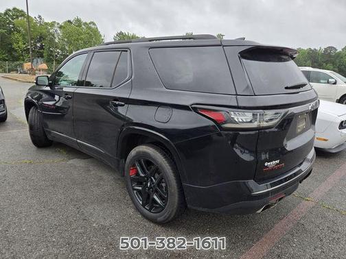 Mosaic Black Metallic 2020 Chevrolet Traverse Premier