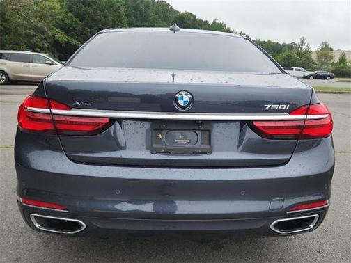 2016 BMW 750 i xDrive