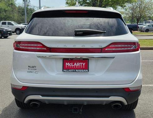 White Platinum 2019 Lincoln MKC Select