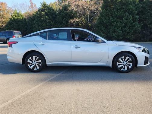 2025 Nissan Altima S