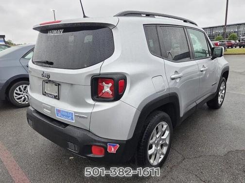 Glacier Metallic 2018 Jeep Renegade Latitude