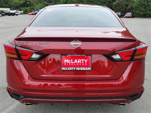 2025 Nissan Altima SR