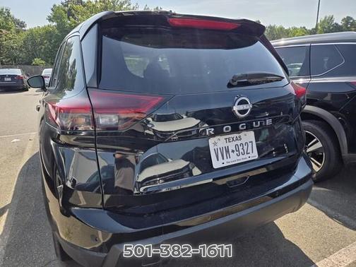 Super Black 2025 Nissan Rogue SV