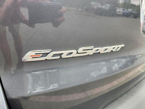 Smoke 2021 Ford EcoSport SE