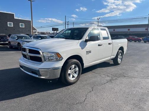 2024 RAM 1500 Classic SLT