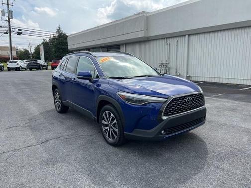 2024 Toyota Corolla Cross XLE