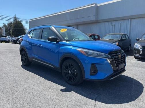 2021 Nissan Kicks SR