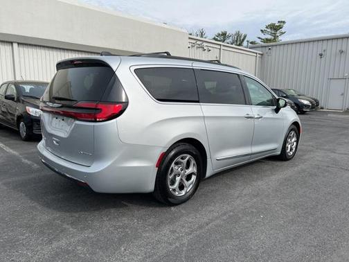 2023 Chrysler Pacifica Limited